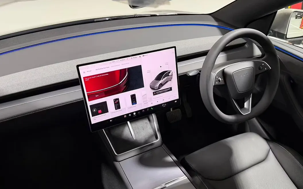 Tesla Model Y Steering