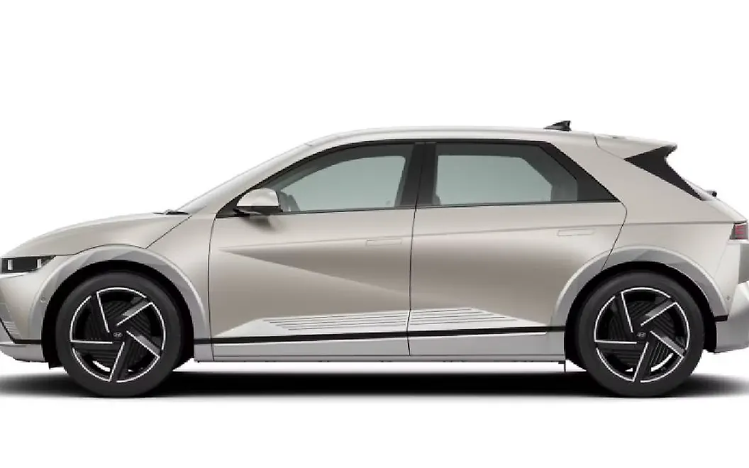 Hyundai Ioniq 5 Left View