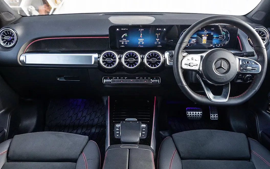 Mercedes-Benz GLB DashBoard