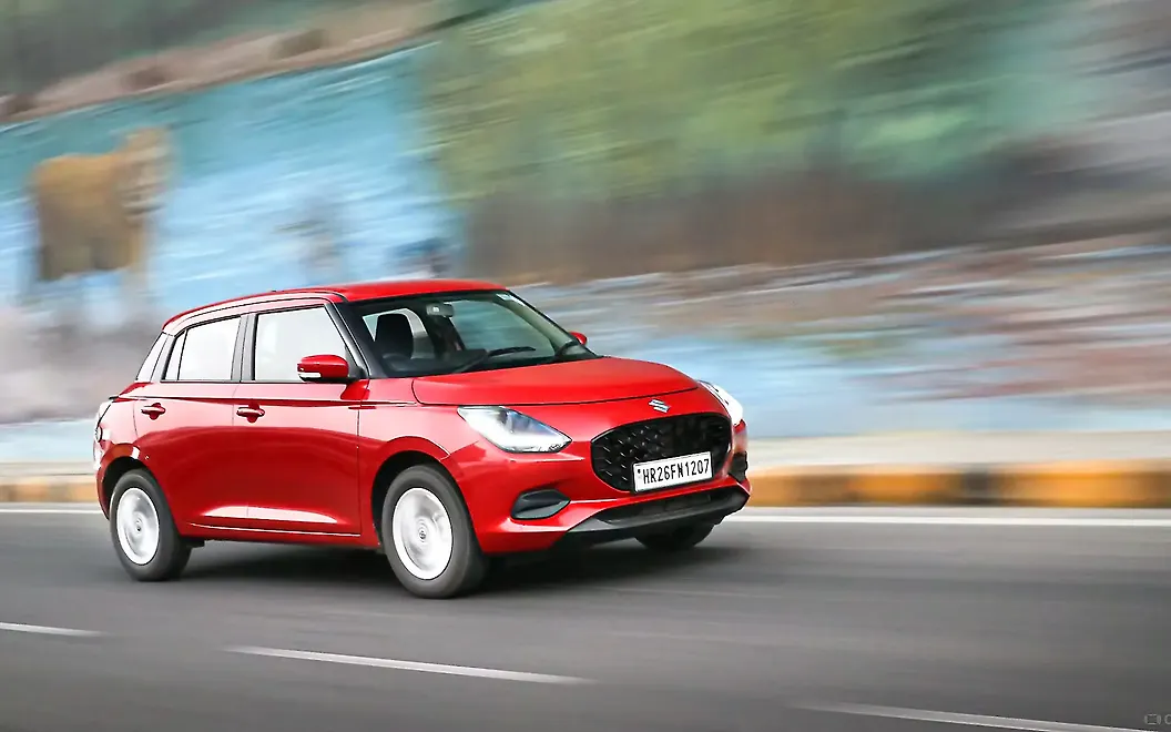 Maruti Suzuki Swift Front Right View