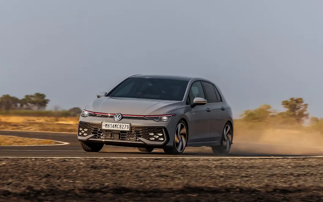Volkswagen Golf GTI Front Left View