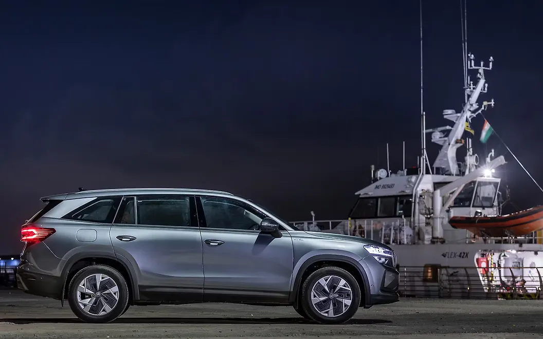 Skoda Kodiaq Right View