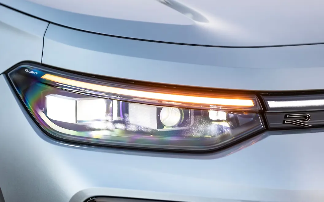 Volkswagen Tayron R-Line Turn Indicators