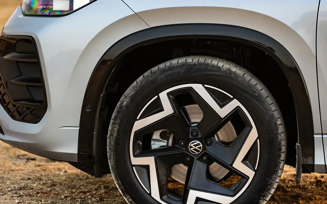 Volkswagen Tayron R-Line Tyre