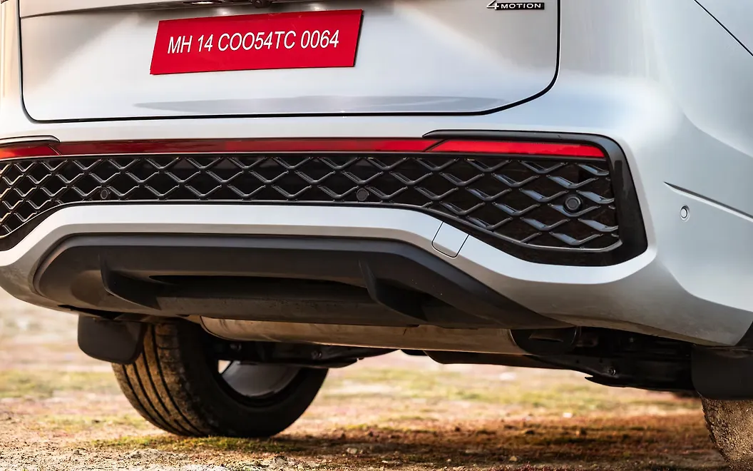 Volkswagen Tayron R-Line Rear Bumper