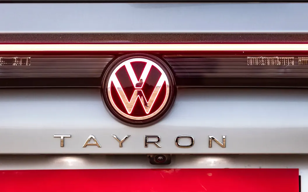 Volkswagen Tayron R-Line Brand Logo