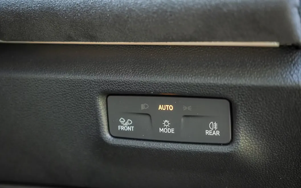 Volkswagen Tayron R-Line Dashboard Switches