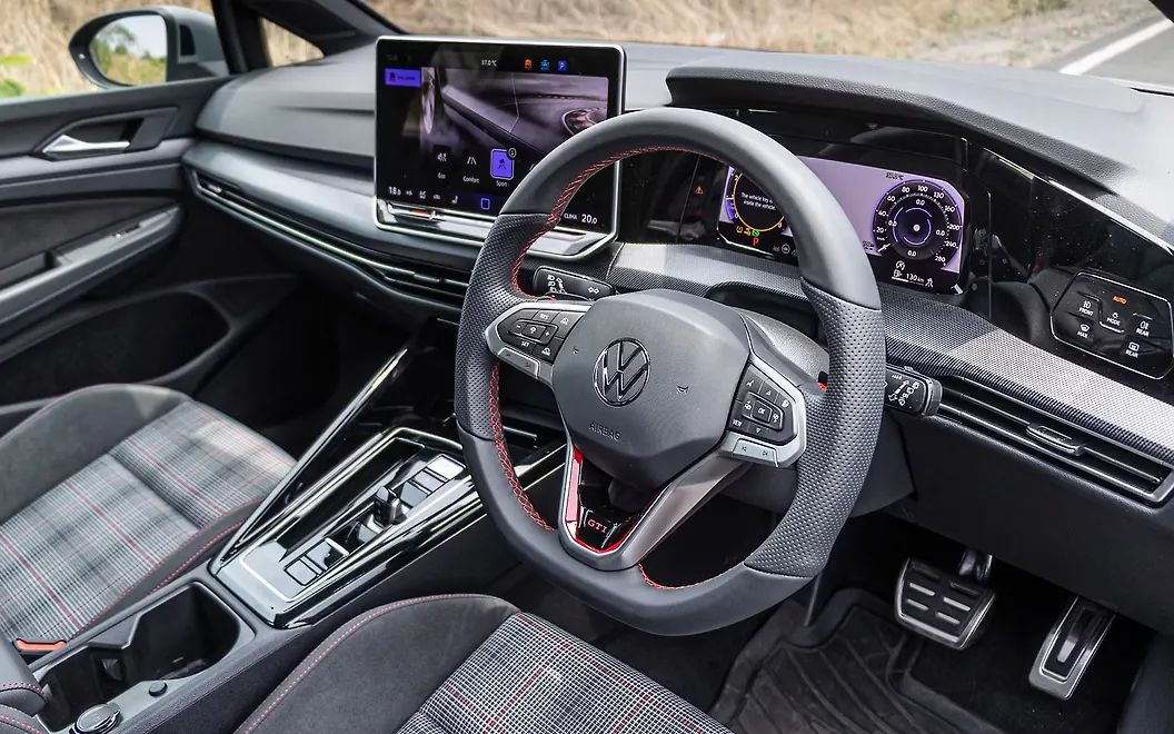 Volkswagen Golf GTI DashBoard