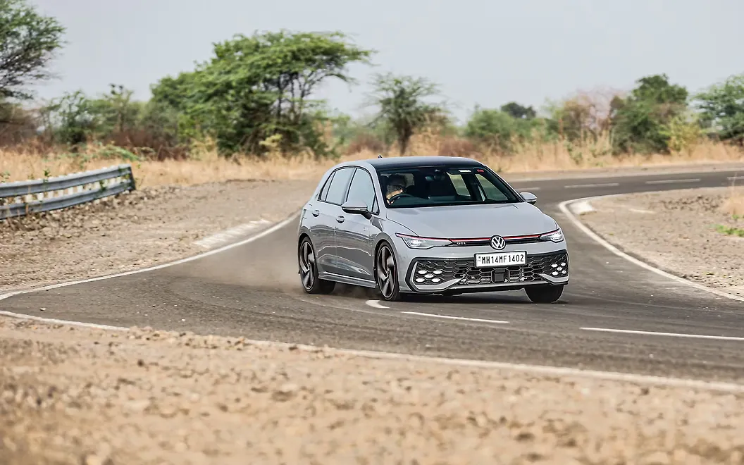 Volkswagen Golf GTI Front Left View