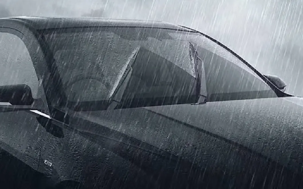 Hyundai Verna Front Windscreen