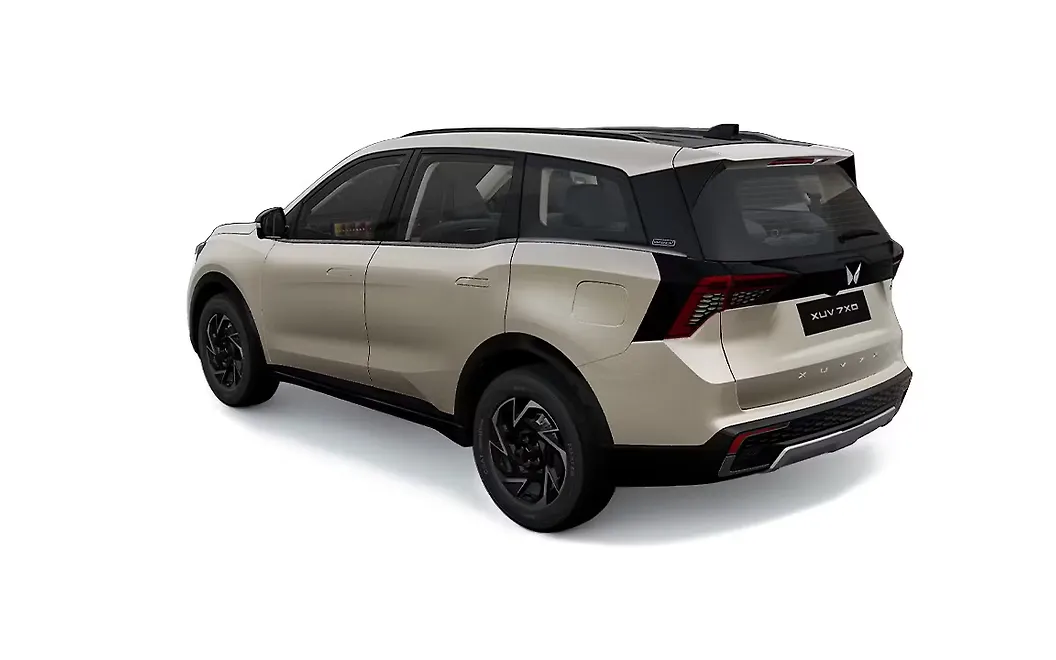 Mahindra XUV 7XO
