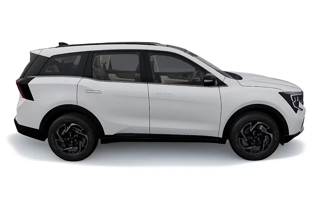 Mahindra XUV 7XO