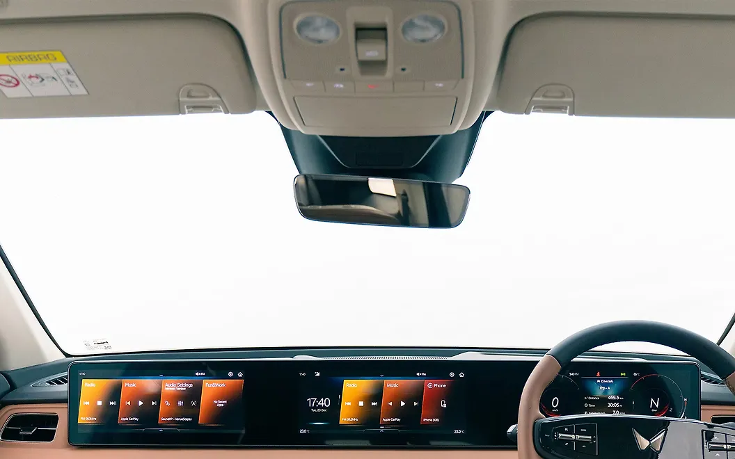 Mahindra XUV 7XO Front Windscreen