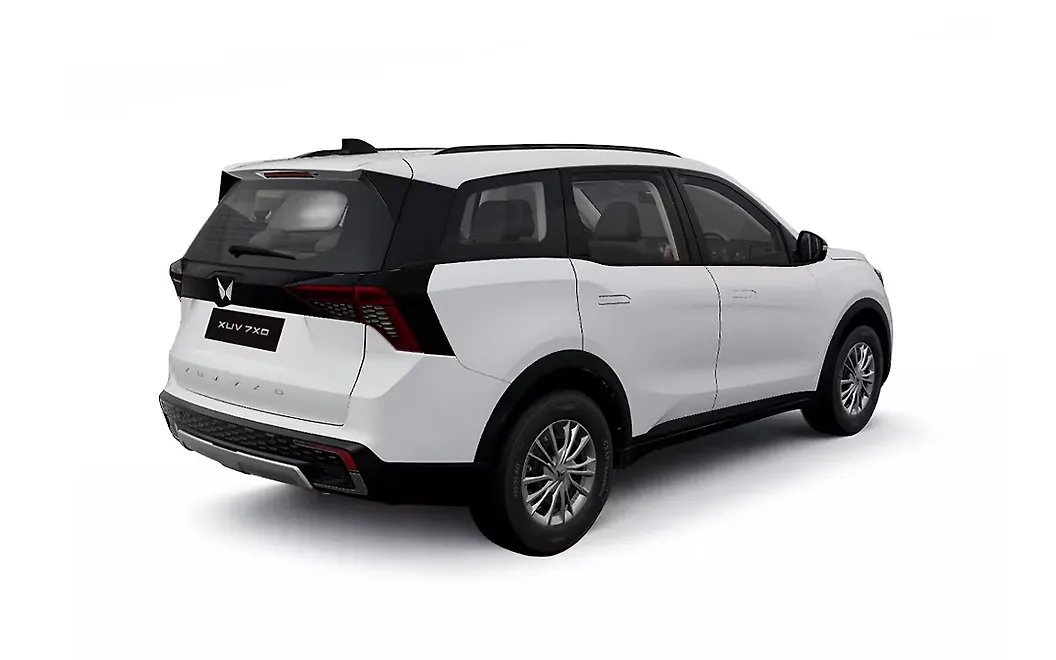 Mahindra XUV 7XO Rear Left View