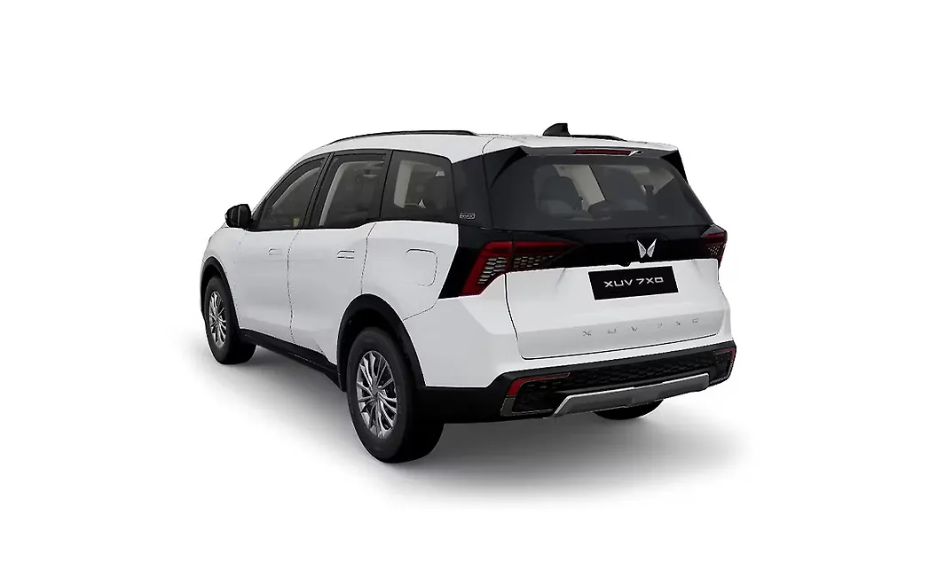 Mahindra XUV 7XO