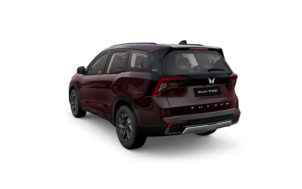 Mahindra XUV 7XO