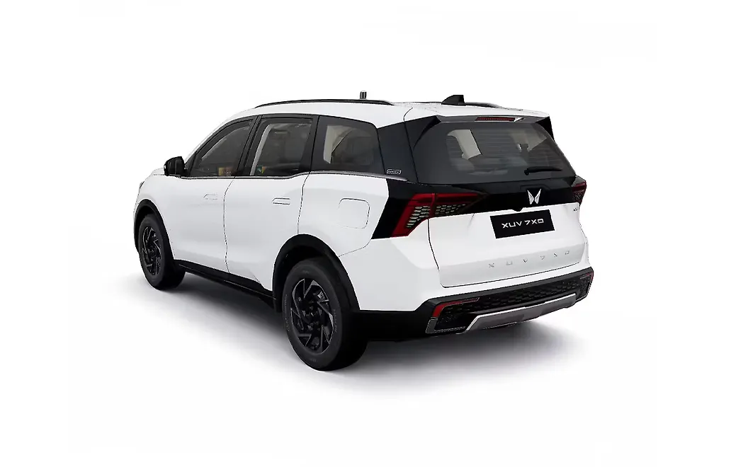 Mahindra XUV 7XO Rear Left View