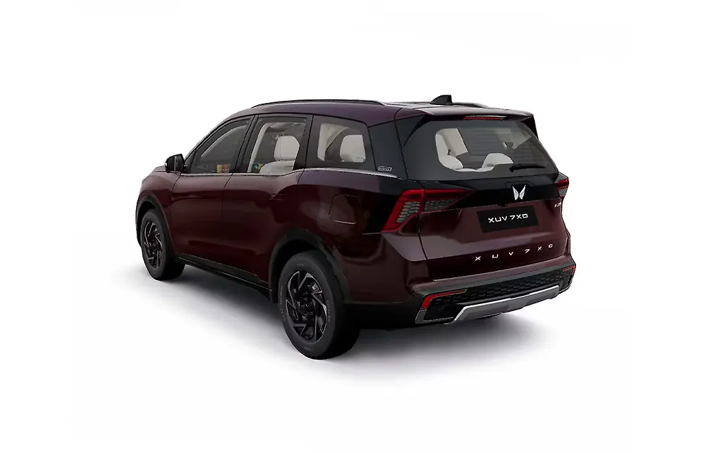 Mahindra XUV 7XO Rear Left View