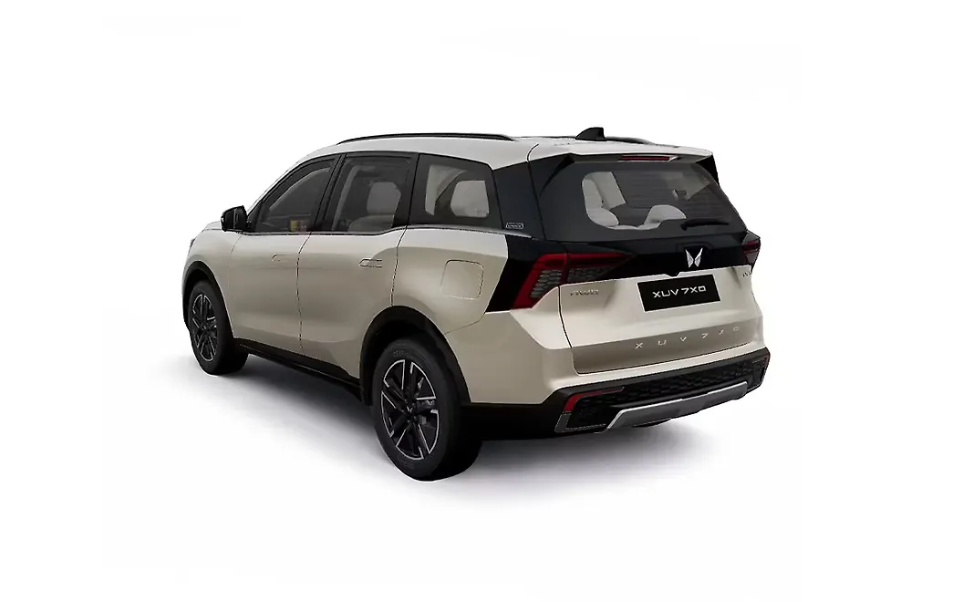 Mahindra XUV 7XO Rear Left View