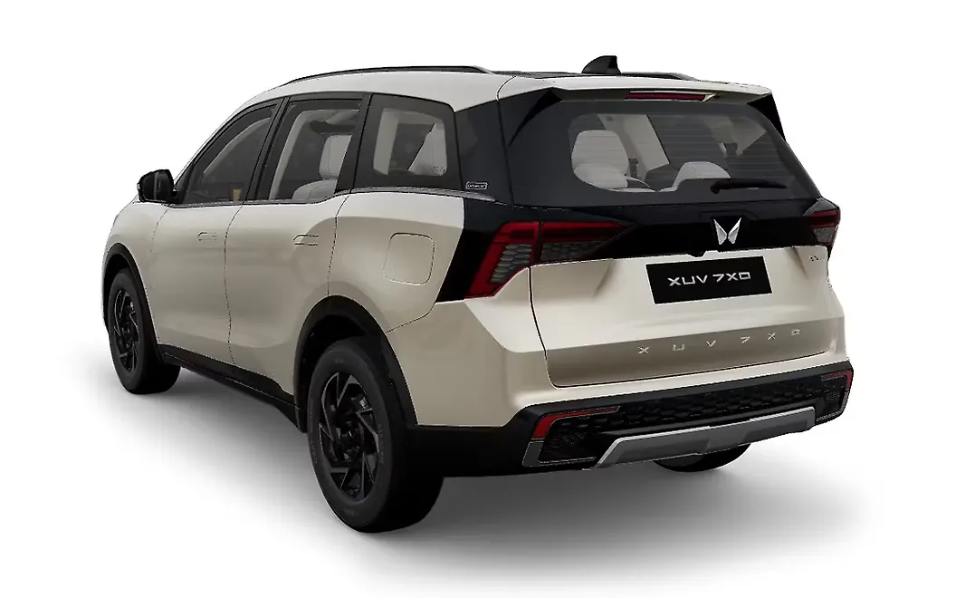 Mahindra XUV 7XO Rear Left View