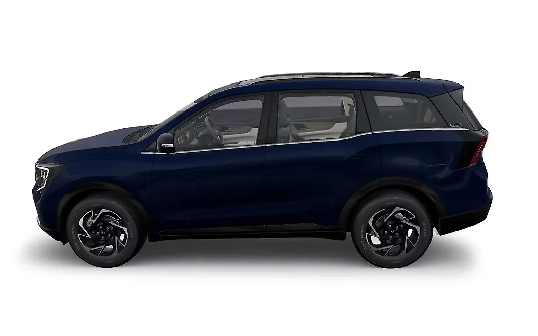 Mahindra XUV 7XO Left View