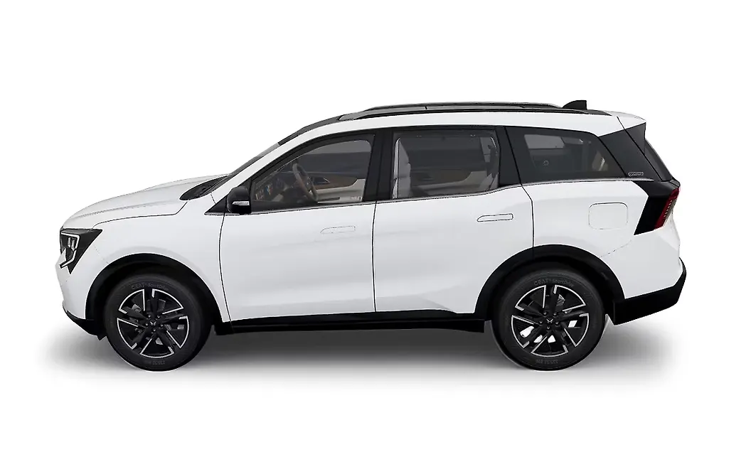 Mahindra XUV 7XO