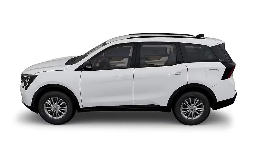 Mahindra XUV 7XO
