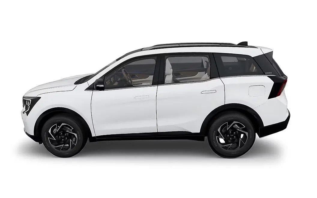 Mahindra XUV 7XO