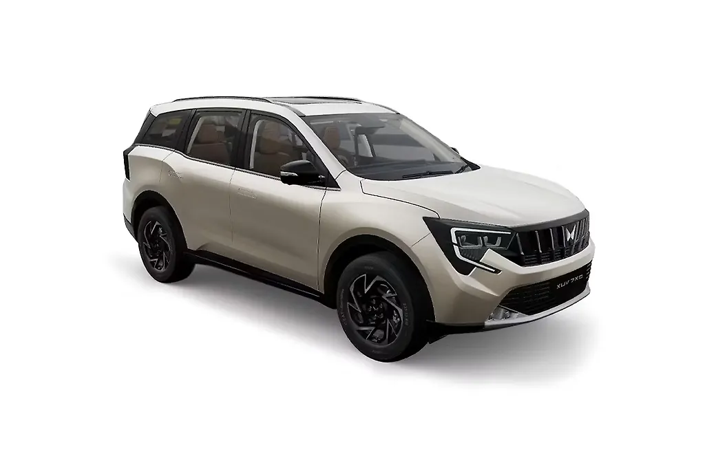 Mahindra XUV 7XO Front Right View