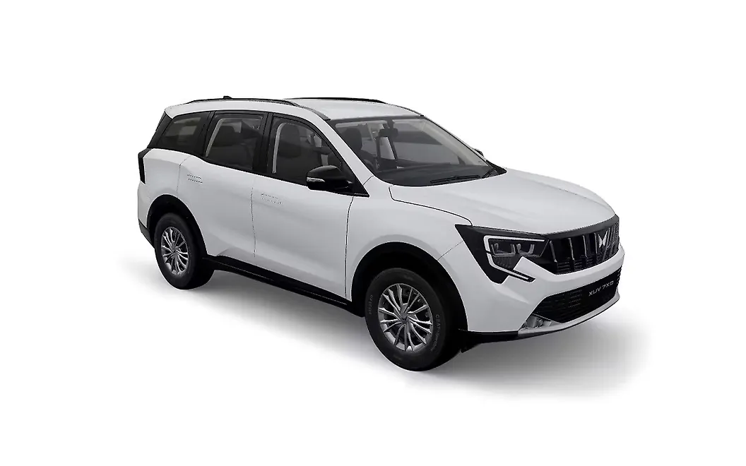 Mahindra XUV 7XO