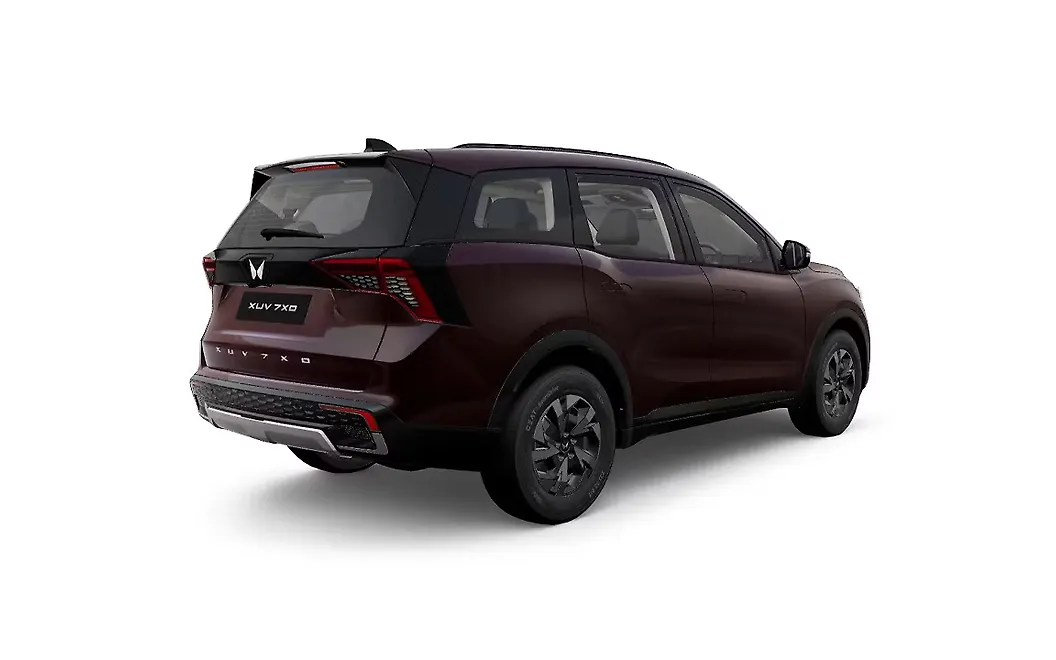 Mahindra XUV 7XO