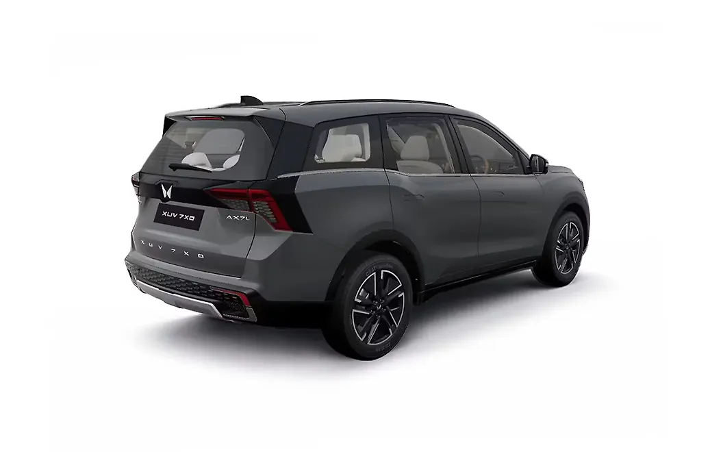 Mahindra XUV 7XO