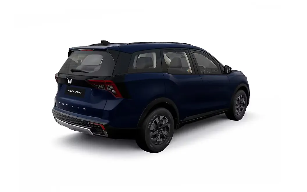Mahindra XUV 7XO Right Rear View