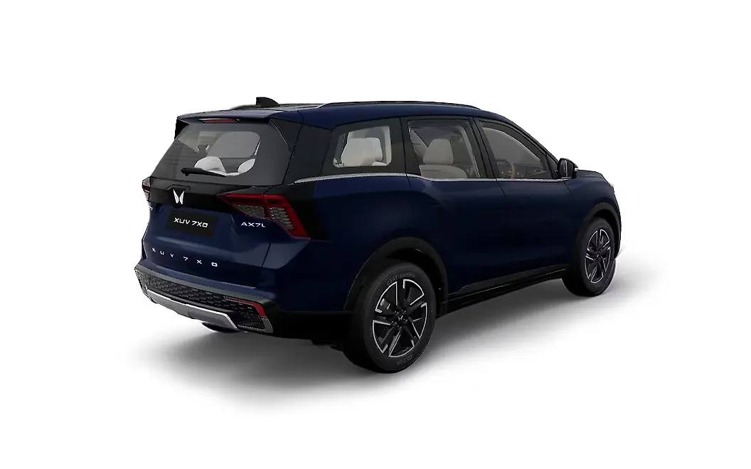 Mahindra XUV 7XO