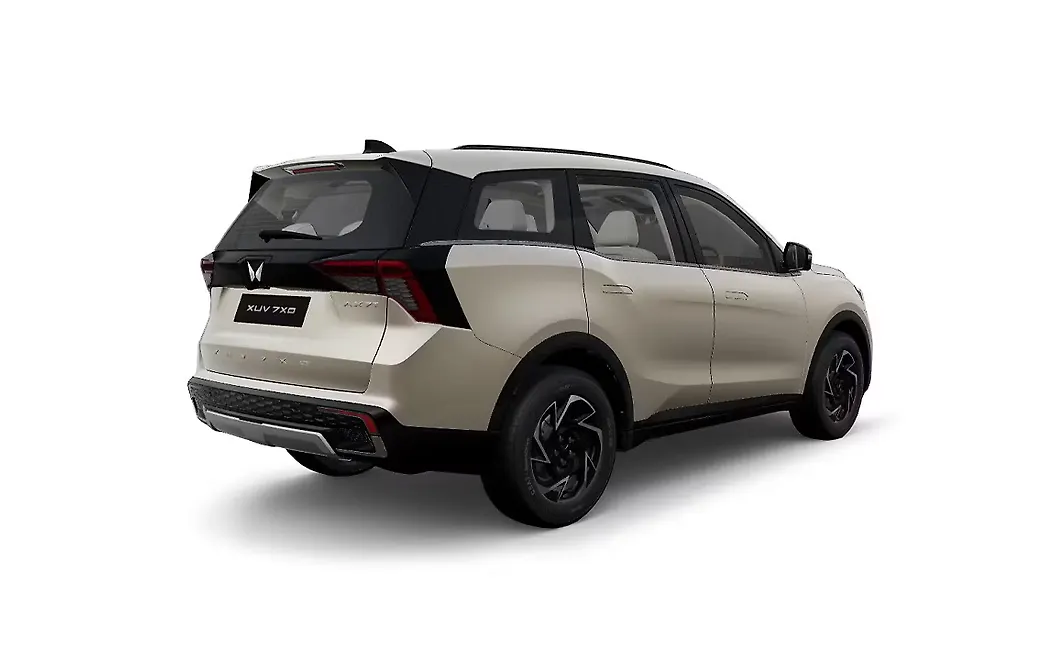 Mahindra XUV 7XO