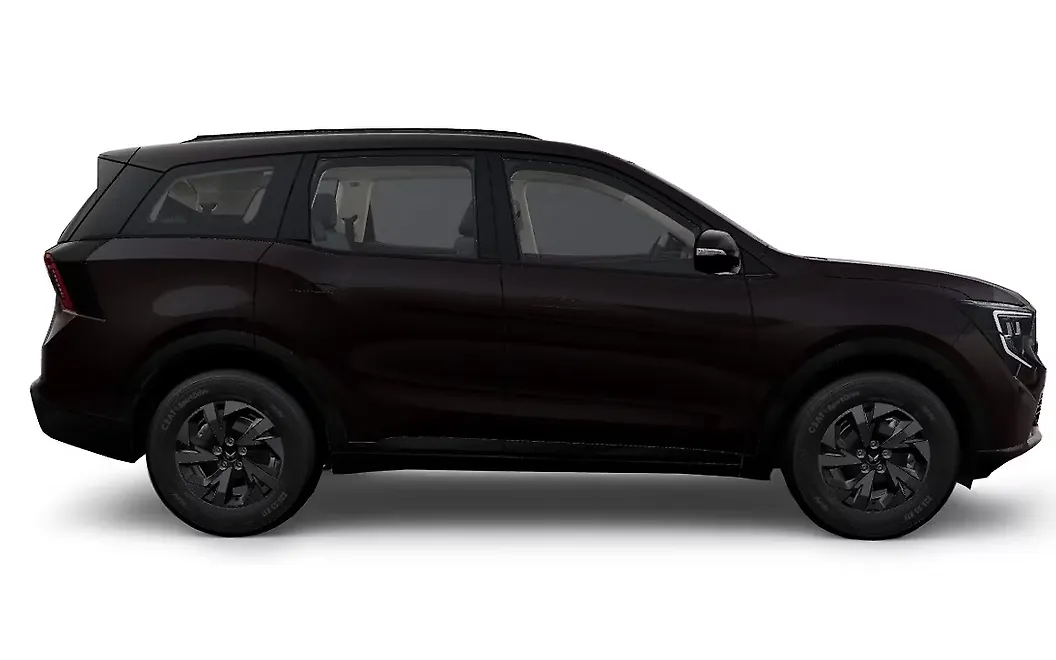Mahindra XUV 7XO Right View