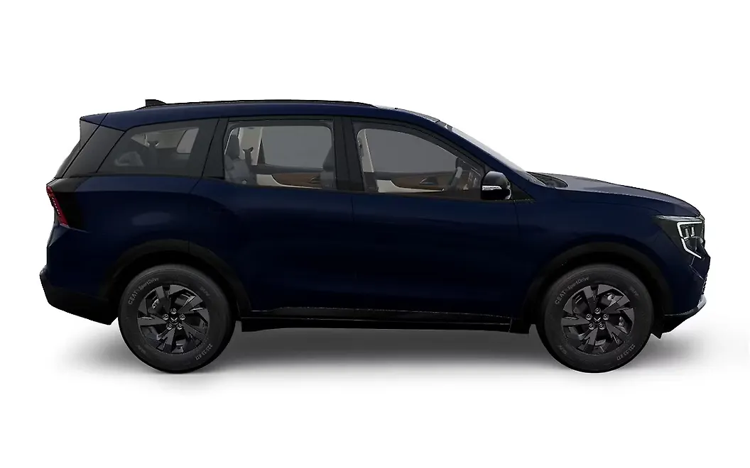 Mahindra XUV 7XO Right View