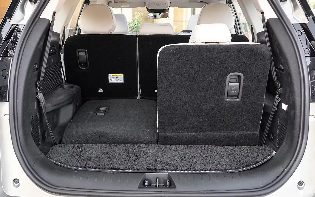 Mahindra XUV 7XO Bootspace with Split Seat Folded