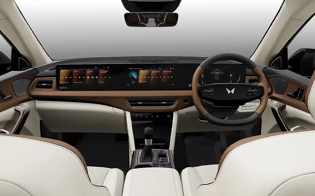 Mahindra XUV 7XO DashBoard