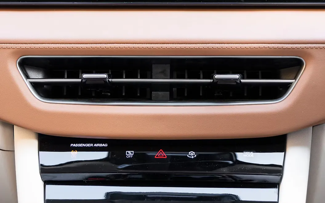 Mahindra XUV 7XO Front AC Vents