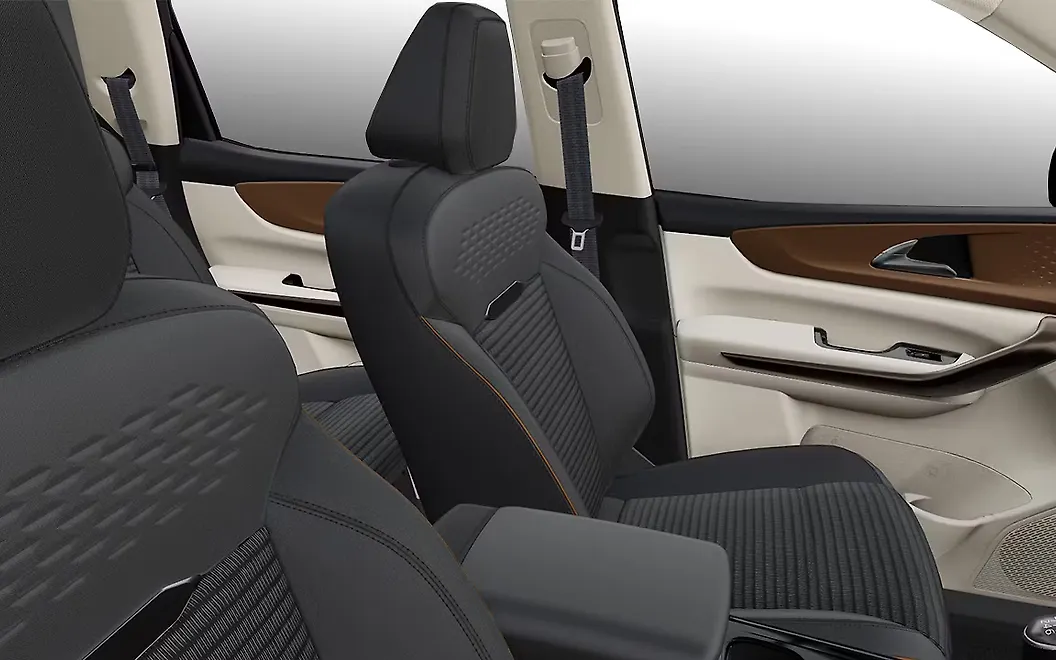 Mahindra XUV 7XO Front Seats