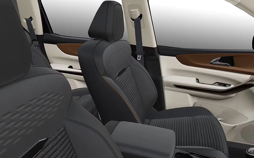 Mahindra XUV 7XO Front Seats