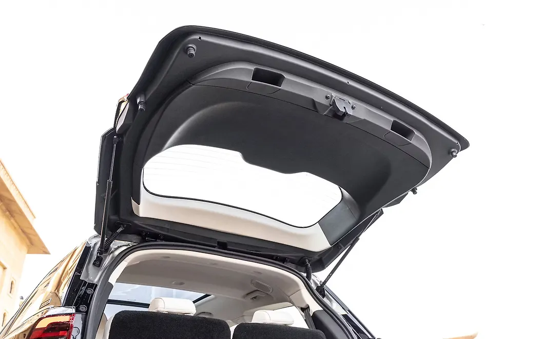 Mahindra XUV 7XO Dikki