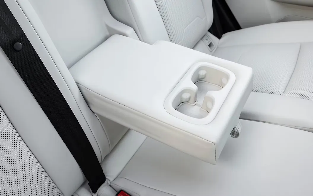 Mahindra XUV 7XO Arm Rest in Rear Passenger Seats