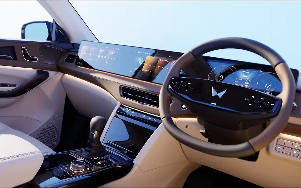 Mahindra XUV 7XO Steering