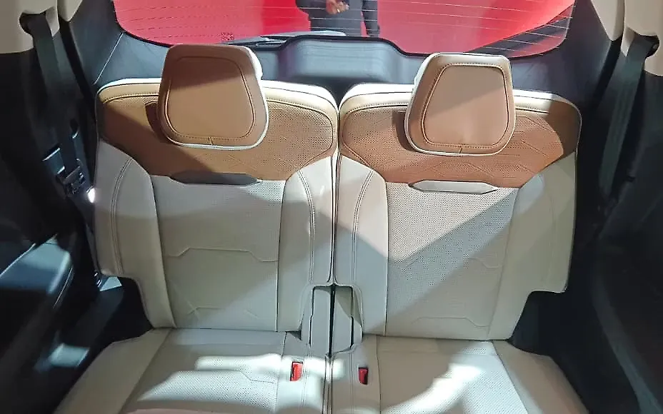Mahindra XUV 7XO Last Row Seats