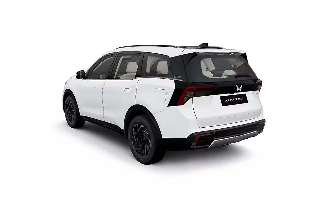 Mahindra XUV 7XO