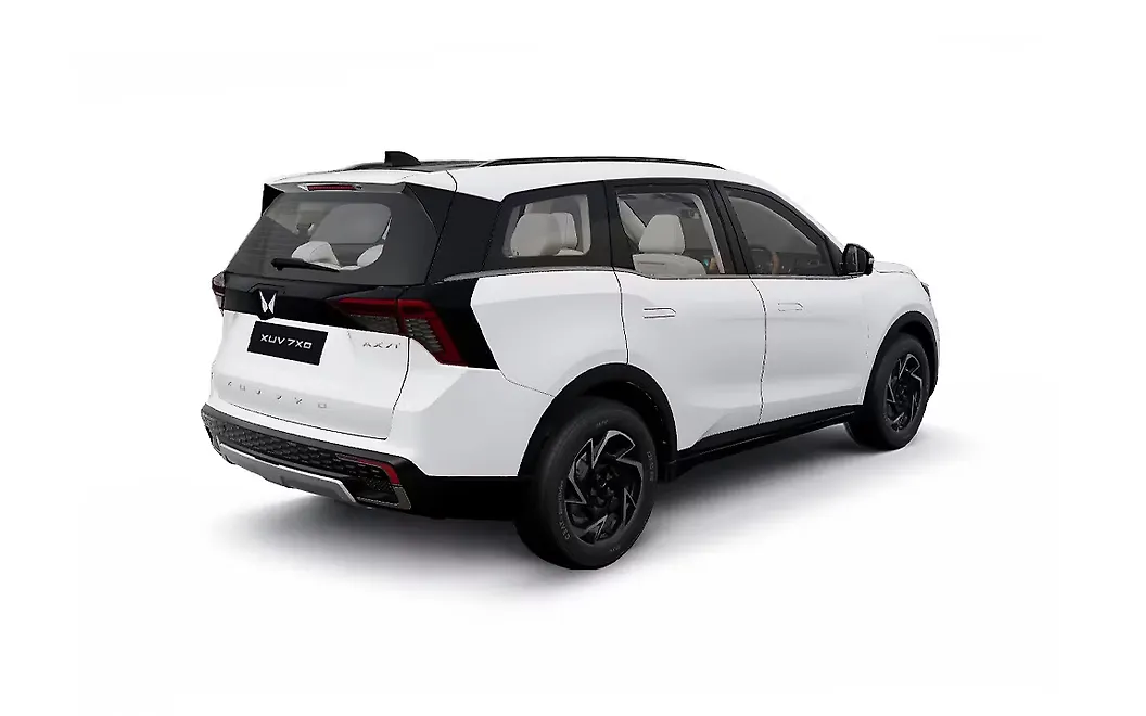 Mahindra XUV 7XO