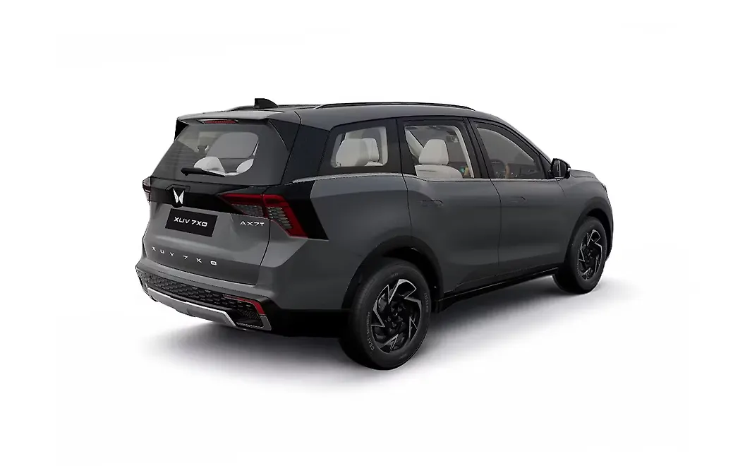 Mahindra XUV 7XO