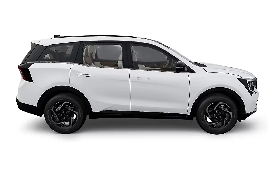 Mahindra XUV 7XO